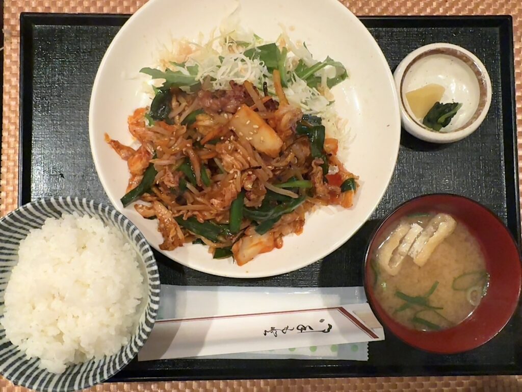 ご飯が一番:豚キムチ定食