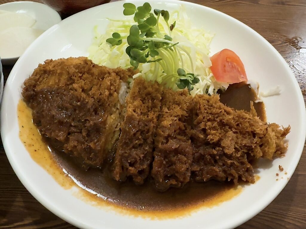 かつしげ:ロースカツ定食2