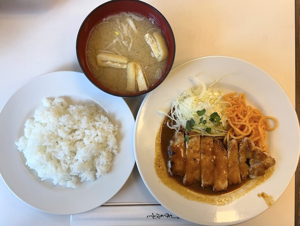 レストラン早川:ポークソテー定食