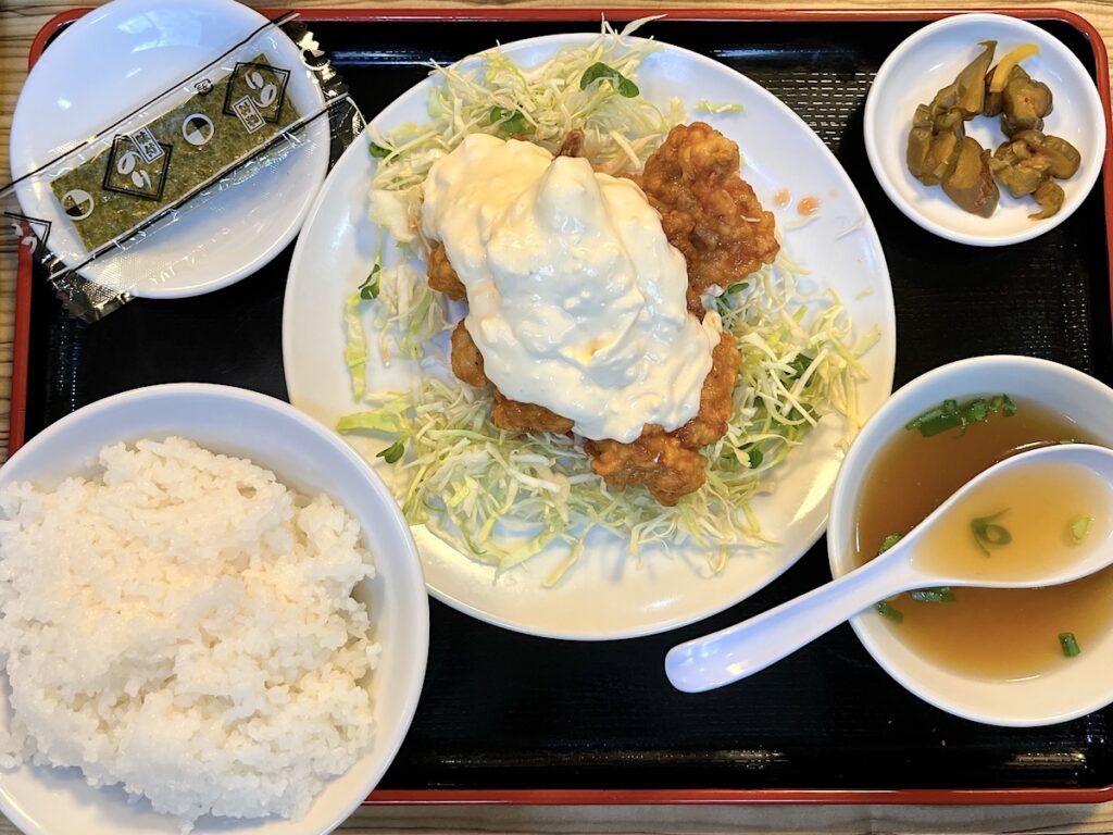 宝龍:チキン南蛮定食