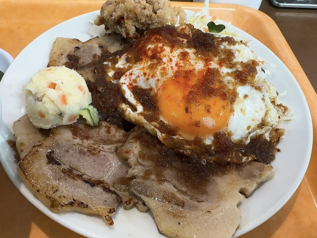 そのだ:チャーシューエッグ定食2