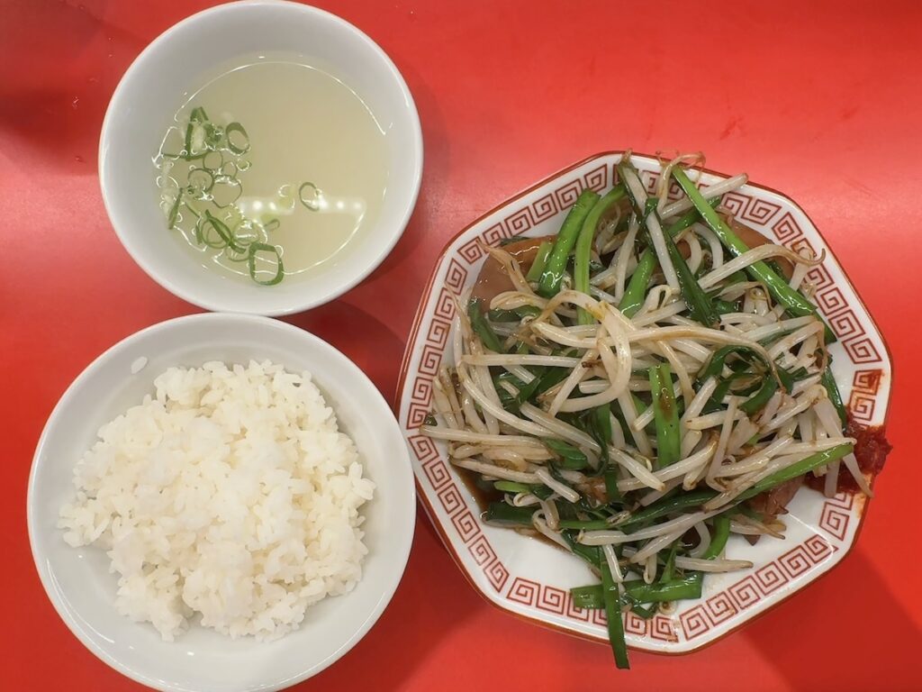 満腹:レバニラ定食1