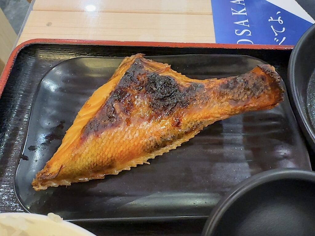 タカマル鮮魚店本館：日替わり定食2