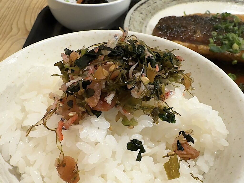 梅山鉄平食堂:ふりかけ2