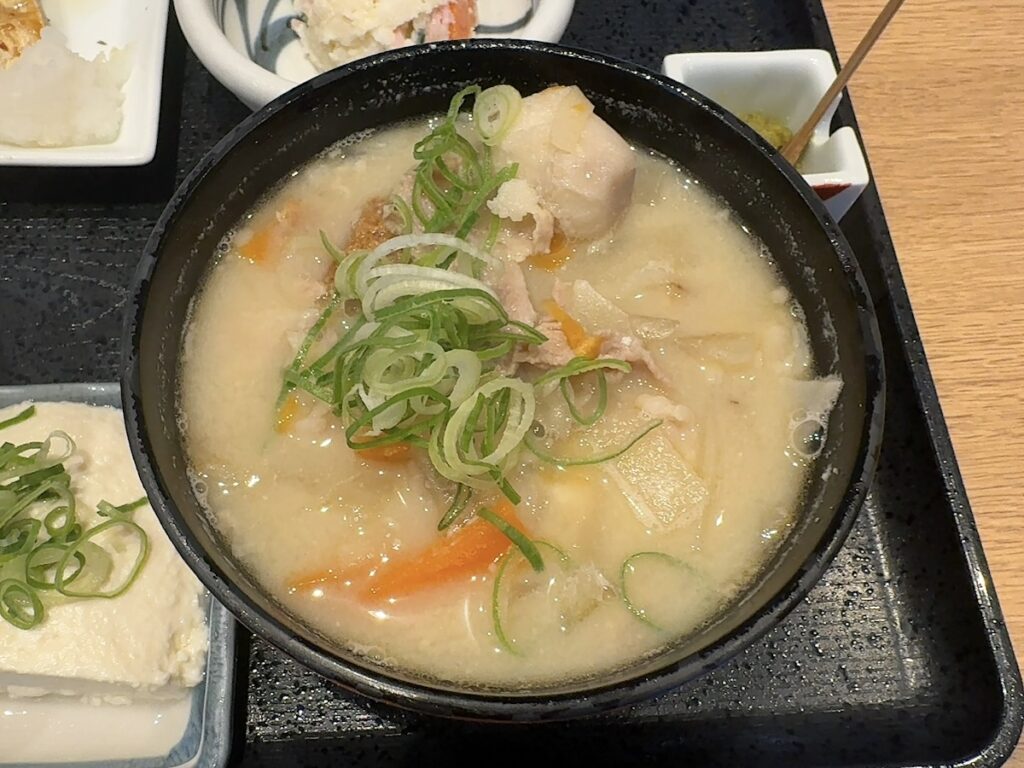天神わっぱ:豚汁