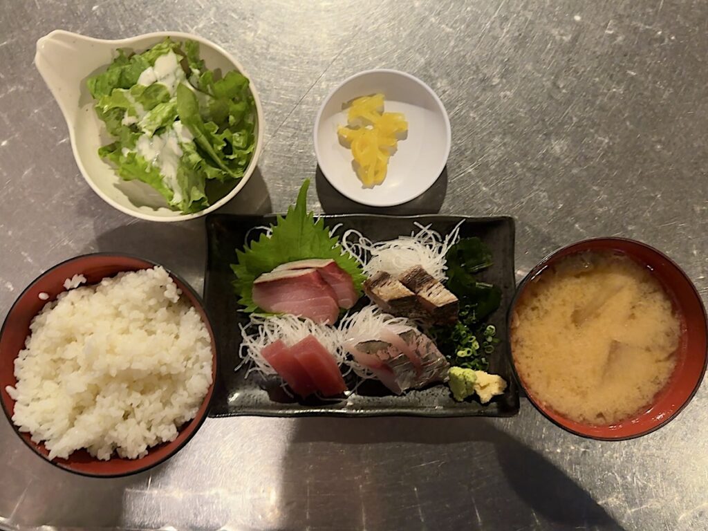 浜ちゃん：刺身定食
