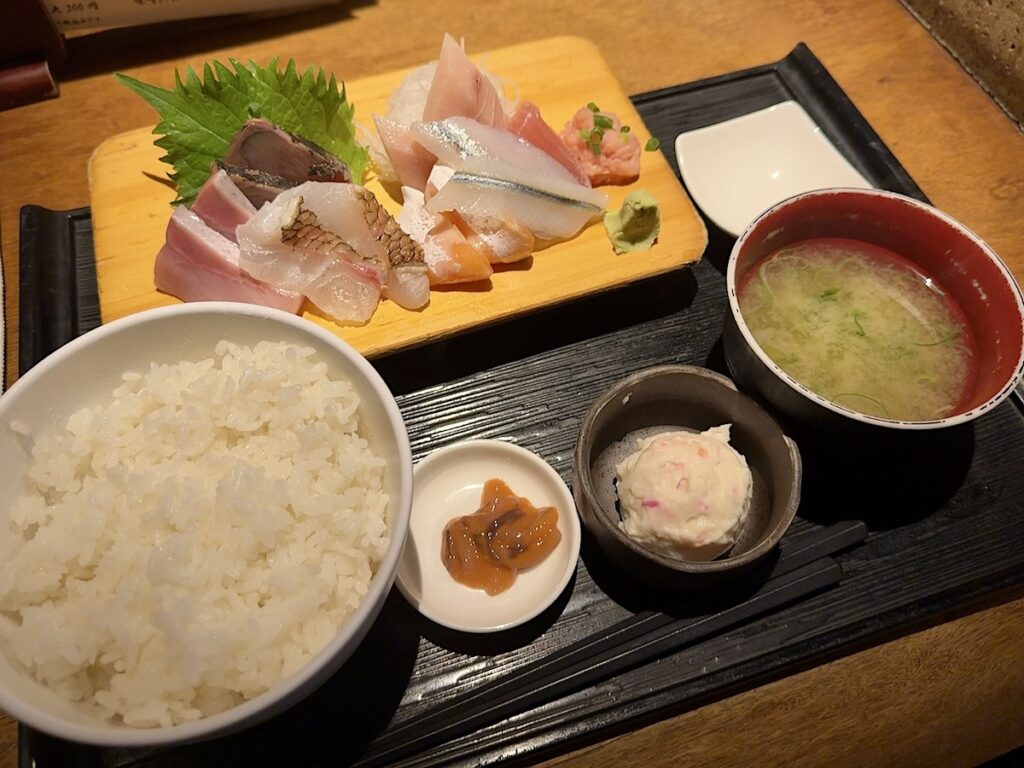 漁：特選刺身定食