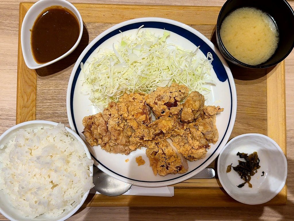 ぎおん亭：ぎおん揚げ定食