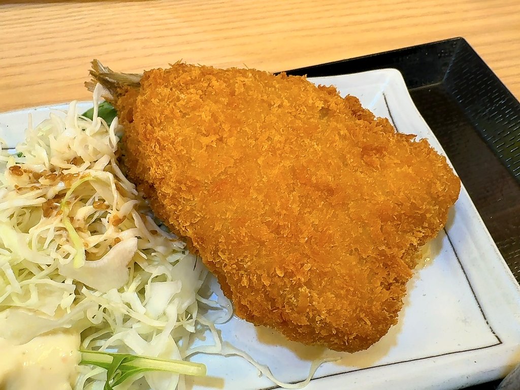 しらすくじら：アジフライ定食2